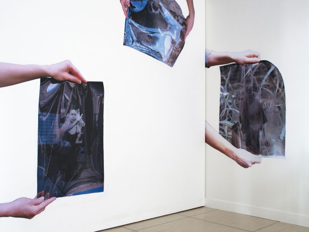 Yala Juchmann, In Stages (hands-on #1,#3,#4), 2018, Fotografien, © Yala Juchmann